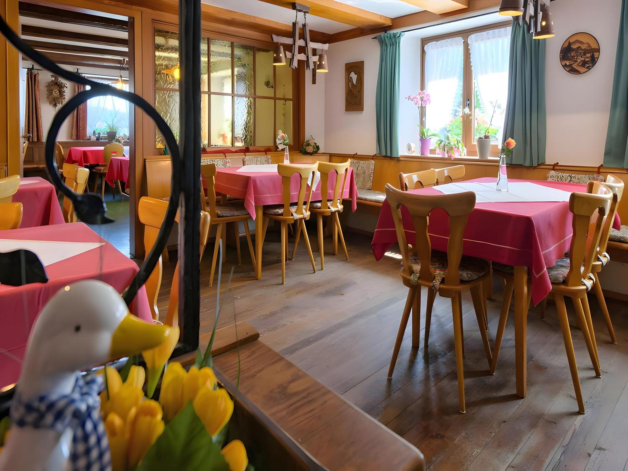 Gasthaus-Pension Zum Loewen Grafenhausen Exteriör bild